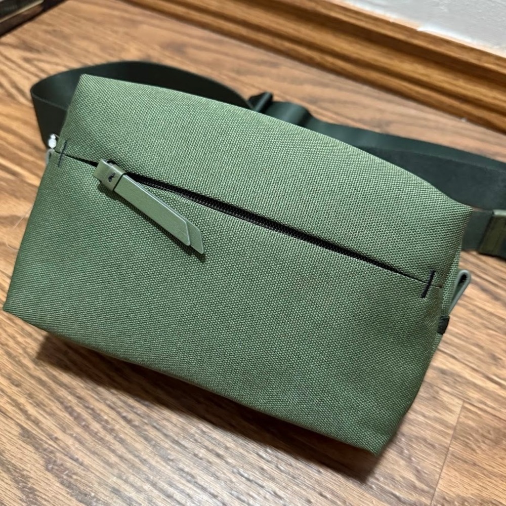 Fossil Weston Sling Bag Olive Green Canvas Crossbody Belt Bag NEW